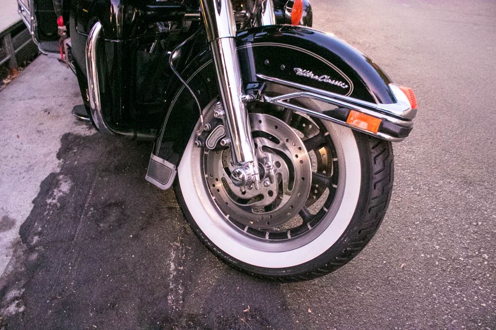 Atlanta, GA - Motorcyclist Injured in Wreck on Chatahoochee Ave