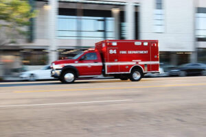 DeKalb Co., GA - Car Crash with Injuries on I-285 near Bouldercrest Rd