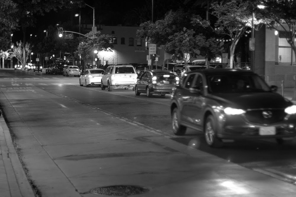 Atlanta, GA - Traffic Accident with Injuries on Peachtree St near 6th St